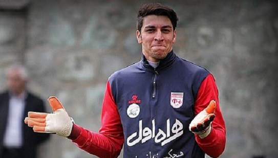 اخباری برای قبول پیشنهاد تراکتورسازی لحظهای درنگ نکردم