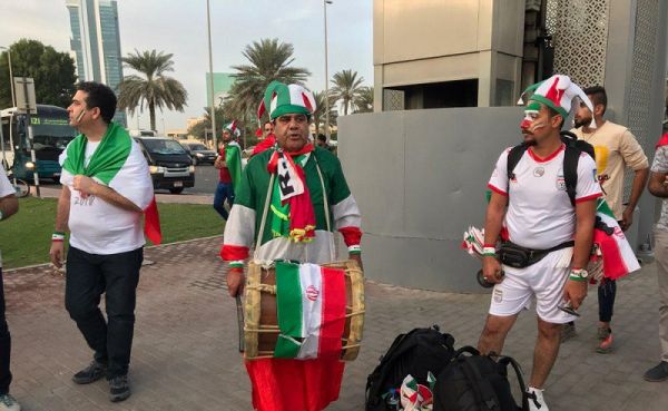  اختصاصی  هواداران تیم ملی فوتبال دقایقی پیش از شروع دیدار ایران مقابل یمن