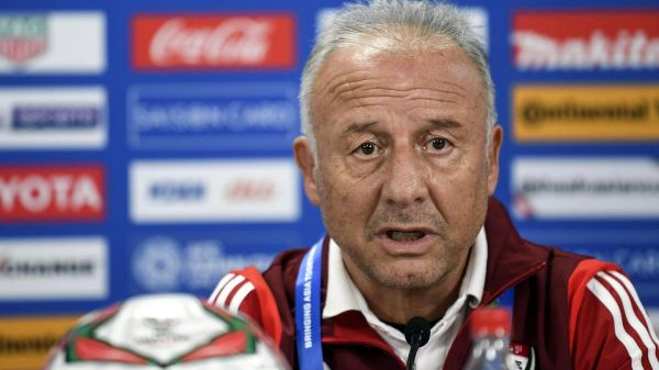 زاکرونی مهم نیست اماراتیها اخراجم کنند