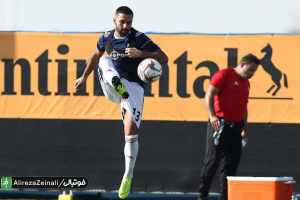 دکتر سامان و تمرین شوتزنی عکس