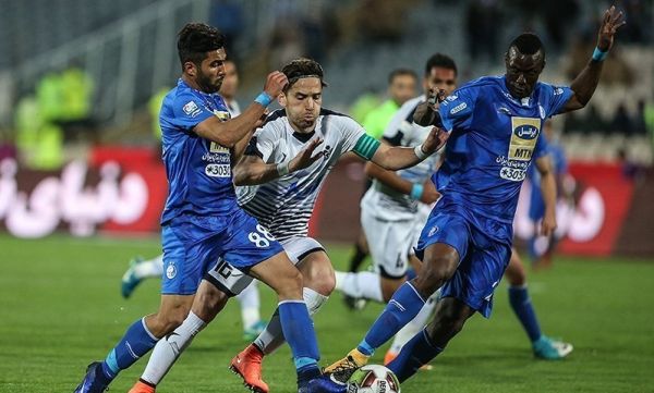  کاپیتان پیکان لژیونر می‎شود