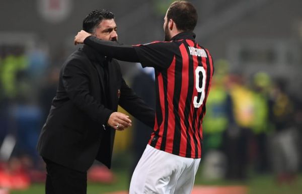  گتوزو  اگر می شد، ایگواین را درخانه ام حبس می کردم تا همیشه کنارم بماند