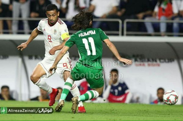  عكس نوشت  جنگ استقلاليهاى سابق و فعلى در ميانه ميدان با نمايش موفق طارق همام همراه بود  اميدابراهيمى كاپيتان نوظهور تيم ملى هم نقش فرماندهى خط ميانى را به عهده داشت كه البته نتيجه در پايان به كام ايران بود