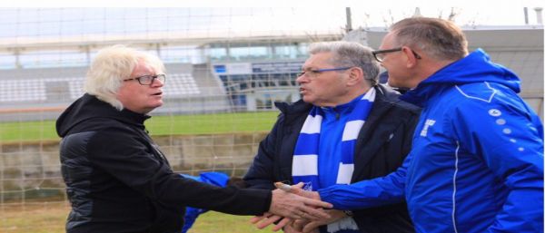  شفر  عاشق استقلال هستم