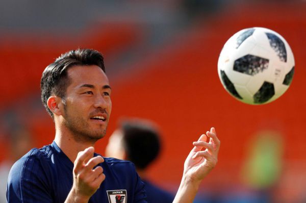  یوشیدا  با روش رئال ومنچسترسیتی بازی می کنیم