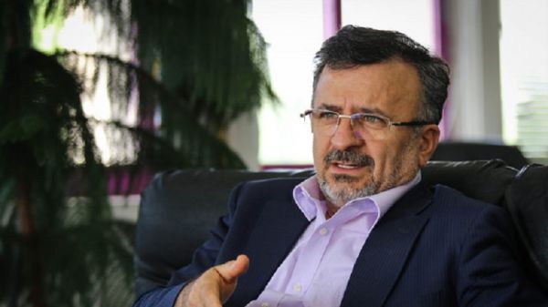  داورزنی  صلاح نیست به مصاحبه کی‌روش ورودکنیم بازیکنان فوتبال معاف نمی‌شوند