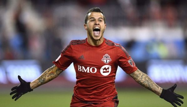  توافق نهایی رقیب استقلال با جووینکو