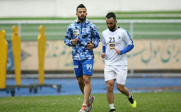  کانال تلگرام خبرورزشی نوشت  نام مرتضی آقاخان مهاجم تیم فوتبال استقلال  از فهرست نیم‌فصل دوم این تیم کنار گذاشته شد