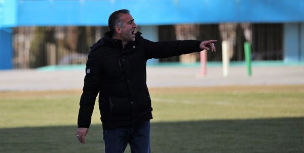 کمالوند ارتباط عاطفی بسیار خوبی با مردم اراک دارم کسی صحبتی از زبان من مطرح می کند صحت ندارد