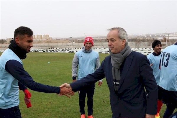  الیاسی  به دور از هیاهو تیم را تقویت کردیم  اروین بازیکن تراکتورسازی است