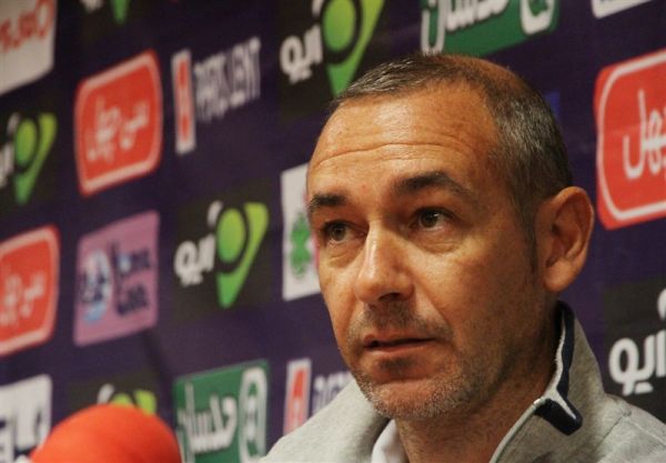 پائولو تکسیرا برای دیدار با نفت آبادان تمرکز بالایی داریم