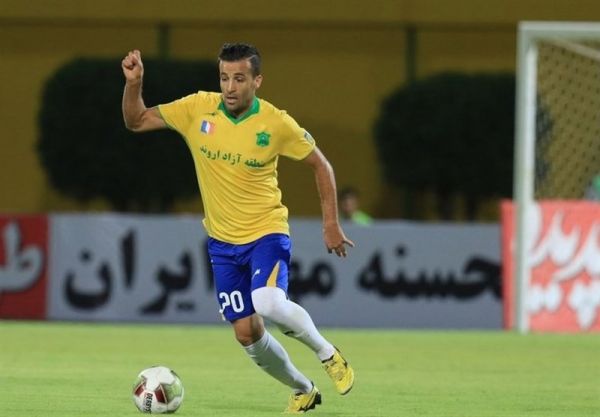  مصطفی احمدی  می‌توانستیم سپاهان را ببریم  از هواداران صنعت نفت پالس‌های مثبتی دریافت کردیم