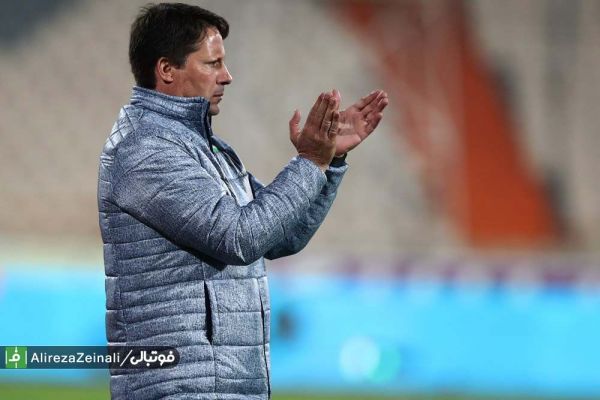 غیبت پائولو سرجیو در نشست خبری پیش از دیدار صنعت نفت مقابل ماشینسازی