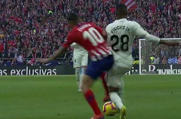  گل اتلتیکو مادرید به رئال درست بود   عکس