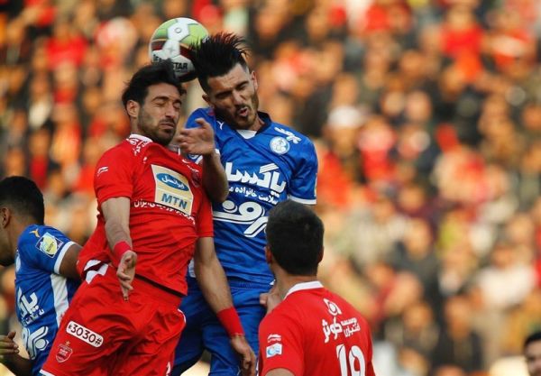  نامداری  وقتی شجاع فحش می‌دهد، باید او را نگاه کنم   او عصبی است و درگیر می‌شود