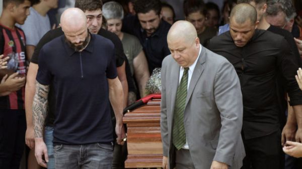  آغاز مراسم بزرگداشت و تدفین سالا در زادگاهش در آرژانتین