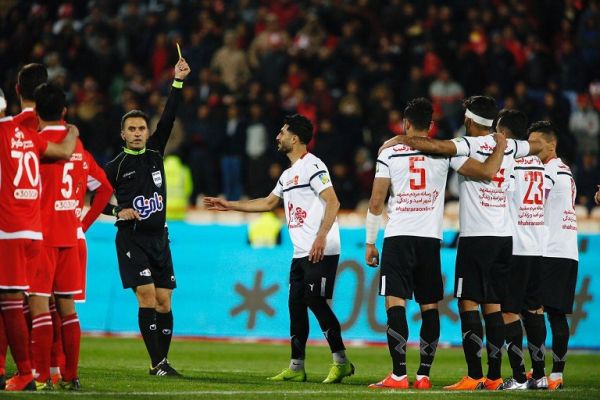 برزای درشخصیت من نیست دعوا کنم