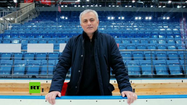 مورینیو از یک نظر از رفتار گلر چلسی خوشم آمد