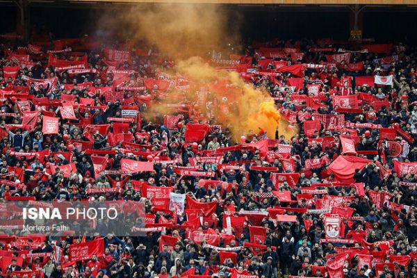 طعنه تراکتوریها به بازیکنان سپاهان