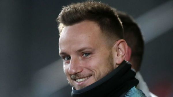  برخلاف شایعات رفتن به اینتر؛ راکیتیچ در بارسلونا می‌ماند