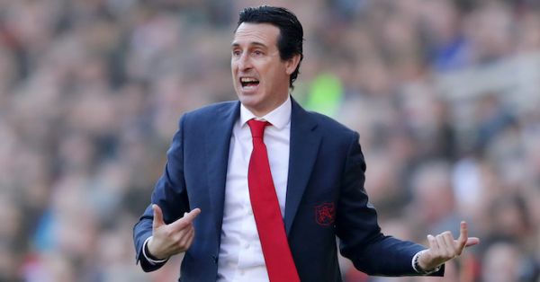 امری به بازیکنان آرسنال افتخار می کنم