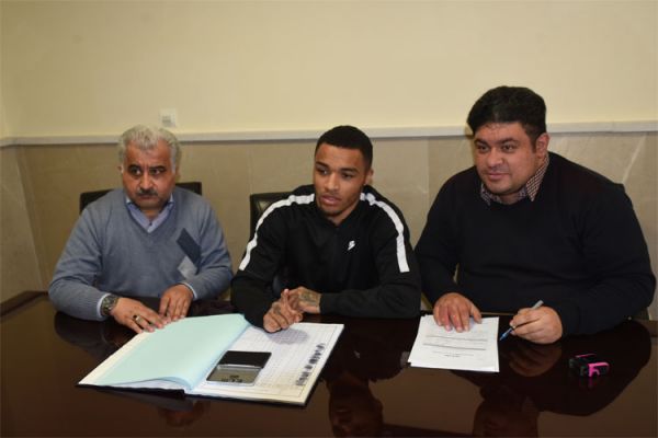 قرارداد بازیکن اسکاتلندی ماشینسازی ثبت شد