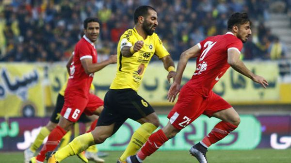 اشتباه گزارشگر، کیانی را دو کارته کرد