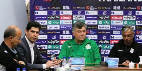  دوردیف  فوتبال ایران را می‌شناسم  خط دفاع و حمله ایران خیلی خوب است