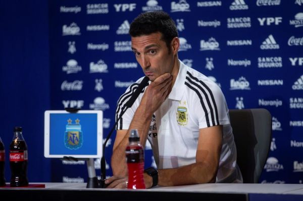 اسکالونی مسی و دیبالا می توانند باهم بازی کنند؛ نباید همه کارها را مسی انجام دهد؛ بازیکنان باید او را همراهی کنند