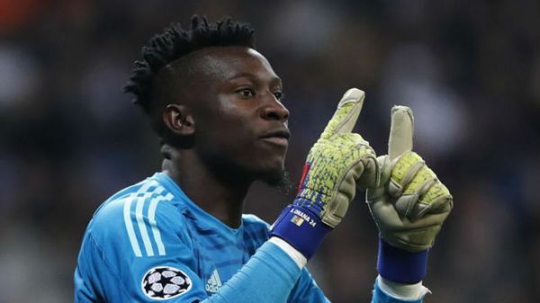  آژاکس به دنبال جلوگیری از بازگشت اونانا به بارسلونا