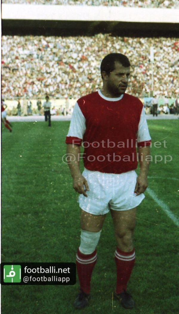  نوستالژی  علی پروين در آخرين دربی دوران بازيگری با پيراهن پرسپوليس   ١٥ مهر١٣٦٢