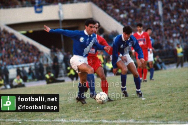  نوستالژی  محمود فكرى ، محسن عاشورى و محمدتقوى در نمايى از دربى جنجالى  ٣٠ دى ١٣٧  استقلال ٢  پرسپوليس ٢  با حكم كميته انضباطی استقلال ٣-٠ پيروز شد