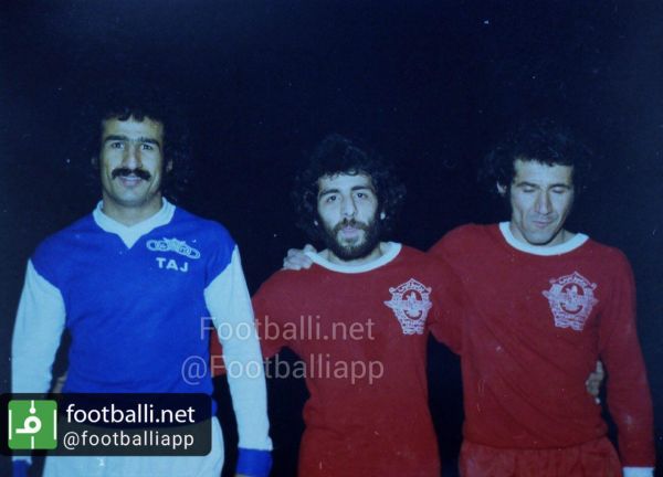  نوستالژی  عکسی دیده نشده از دربی قبل از انقلاب، ۲۷ آذر۵۳  تاج یک - پرسپوليس دو   ايرانپاک، حاج رحيمی پور و  مظلومی گلزنان دربى در يک قاب  شكست تاج در روزی که قهرمانی اش مسجل شده بود