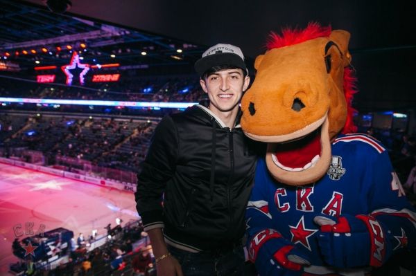  قدردانی باشگاه هاکی سن‌پترزبورگ از سردار آزمون