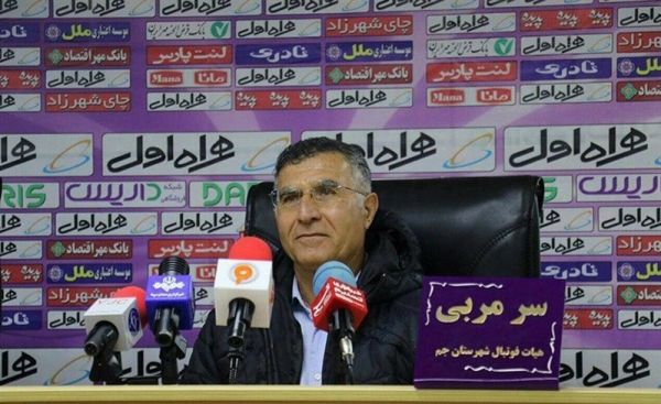  جلالی  اگر بخواهم بگویم نساجی هزار مشکل دارد  آینده این تیم خطرناک است