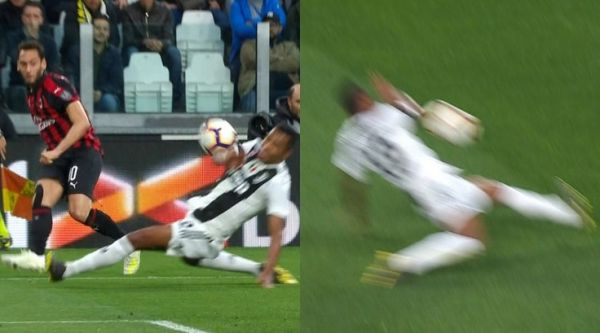  عصبانیت شدید میلانی ها از تصمیمات داوری  عکس