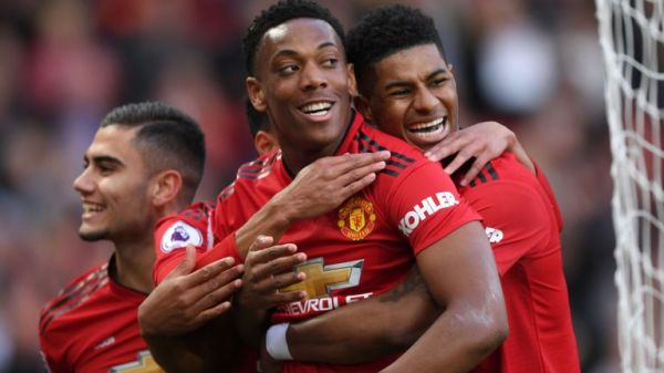 مهاجم سابق منچستریونایتد نباید از بارسلونا بترسیم