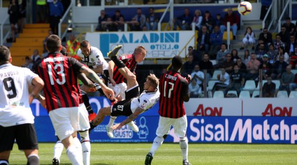  توقف بد موقع میلان در زمین پارما