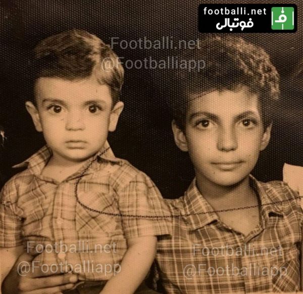  نوستالژی  یک عکس قدیمی و جالب از عادل فردوسی پور و برادرش