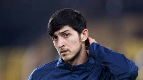  سردار آزمون  نخستین بار بود که چنین دروازه‌بانی را می‌دیدم