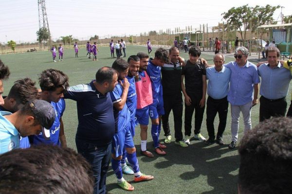 فدایی مربی سابق تیم امید استقلال از رئیس آکادمی استقلال شکایت میکنم