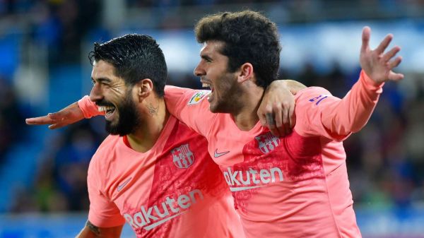 آلنیا دوست داریم در نوکمپ جشن قهرمانی بگیریم