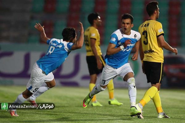  گزارش تصویری دیدار پیکان و پارس جنوبی