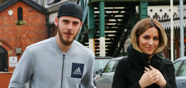 نامزد دخئا چون همسرانمان فوتبالیست هستند،آنها را انتخاب نکرده ایم