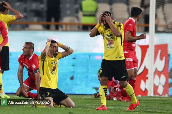  مهدی کیانی به پرسپولیس نیم موقعیت گل هم ندادیم