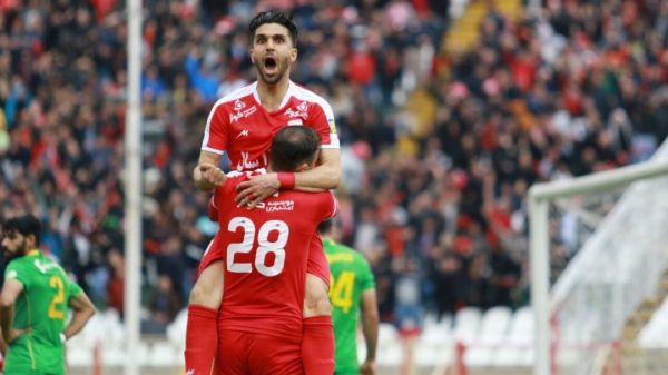 لیکنز دست به دامن یک پرسپولیسی می شود