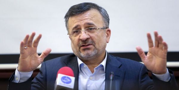  داورزنی  مسئولان امنیتی با عوامل تحریک کننده در ورزشگاه‌ها برخورد می‌کنند