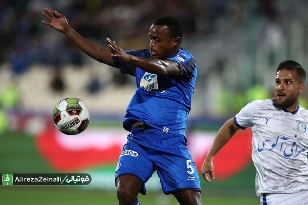 درخشش پاتوسی در استقلال جواب داد آیاندا به تیم ملی آفریقای جنوبی دعوت میشود