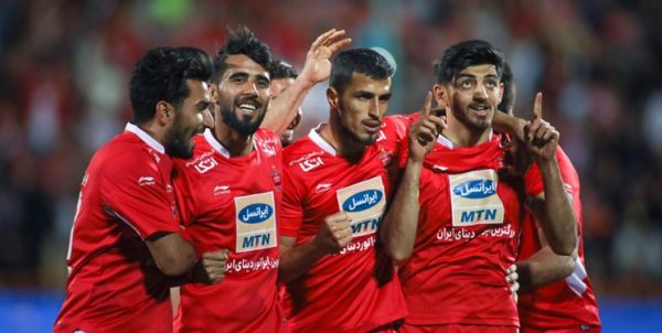 پرسپولیسی ها راهی استادیوم شدند بلیت رایگان در اختیار ایرانی ها