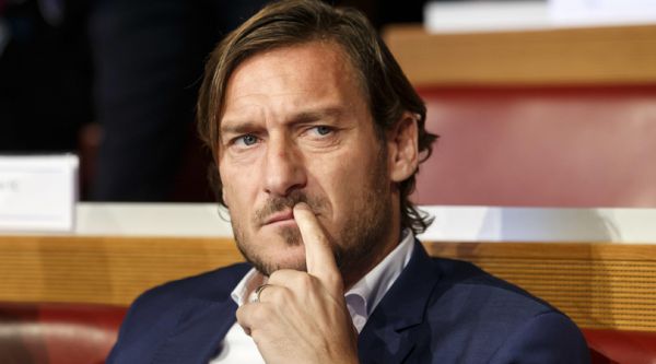 واکنش توتی به حضور کونته در رم از خودش بپرسید